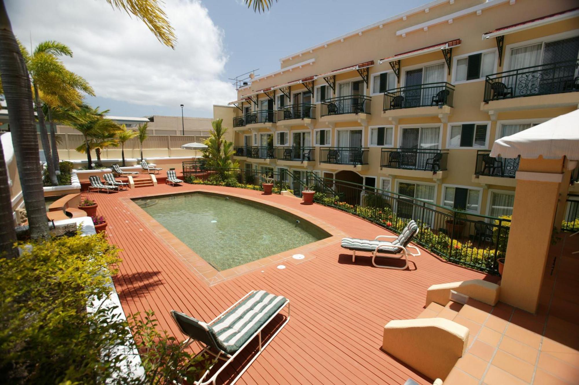 Il Palazzo Holiday Apartments Cairns Luaran gambar