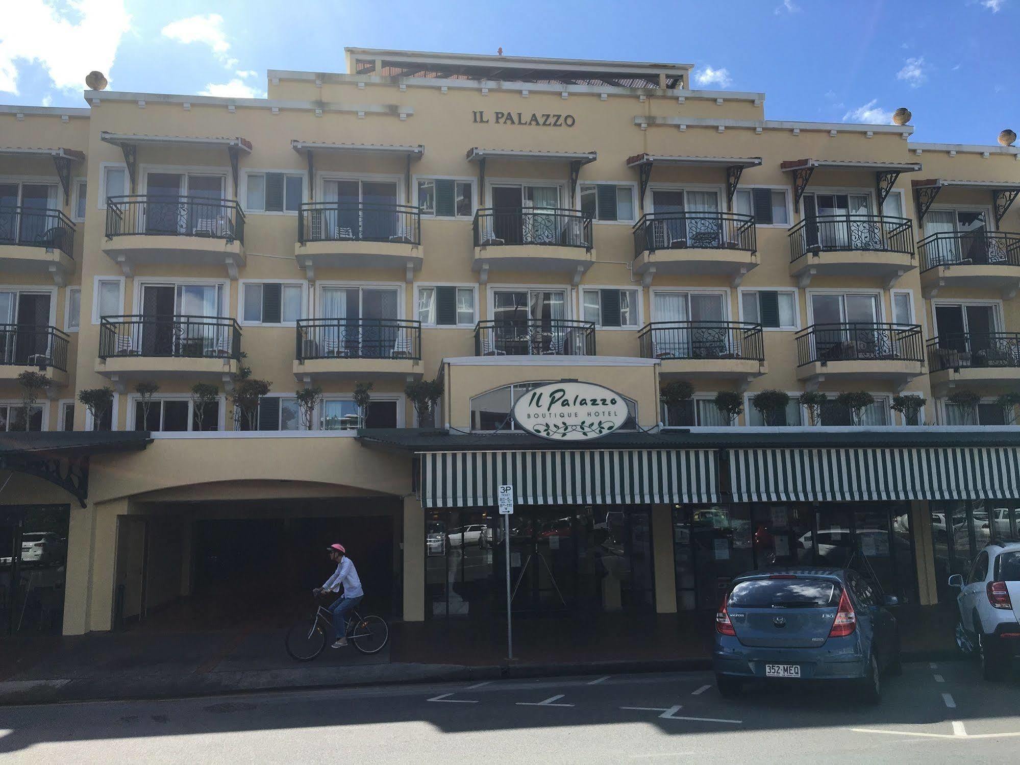 Il Palazzo Holiday Apartments Cairns Luaran gambar