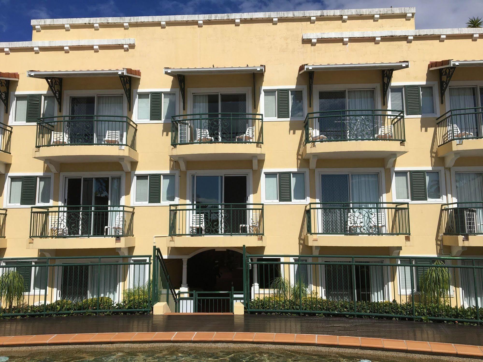 Il Palazzo Holiday Apartments Cairns Luaran gambar