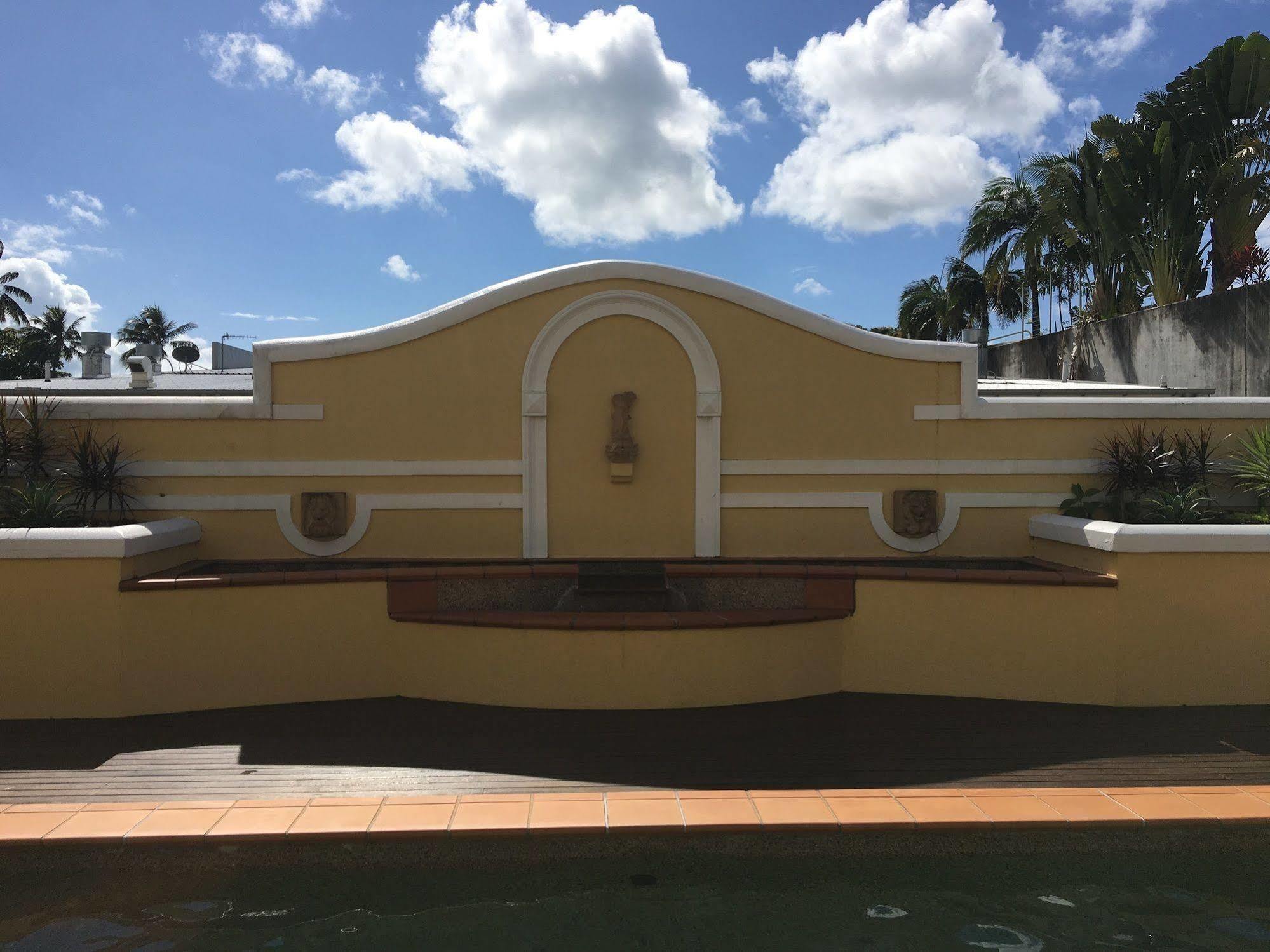 Il Palazzo Holiday Apartments Cairns Luaran gambar