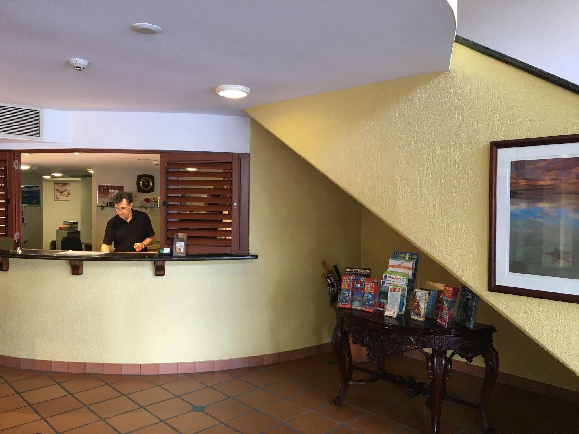 Il Palazzo Holiday Apartments Cairns Luaran gambar