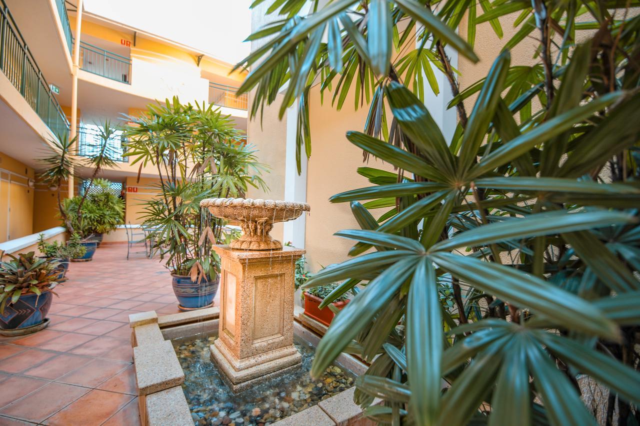 Il Palazzo Holiday Apartments Cairns Luaran gambar
